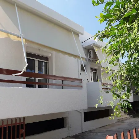 Apartment Apt 30m From Beach Amarynthos